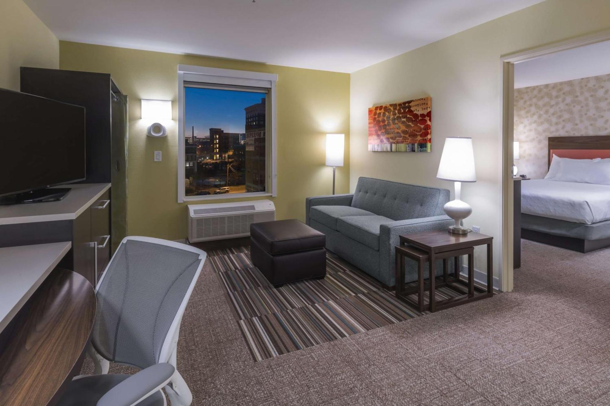 Home2 Suites Kansas City Downtown Exterior photo